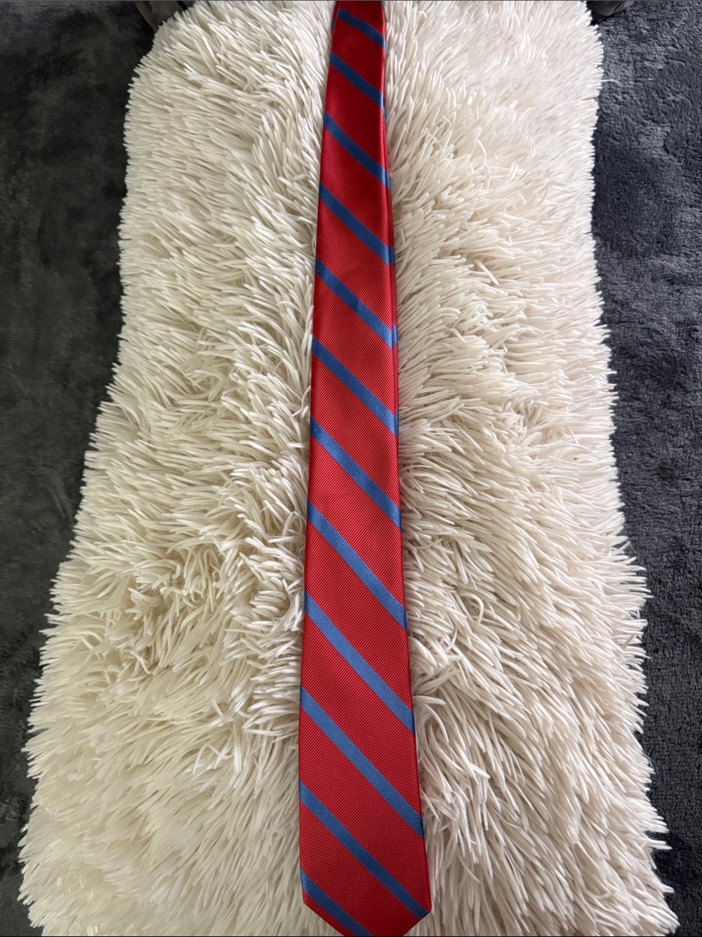 Lord & Taylor Red Tie with Blue Diagonal Stripes retro vintage y2k 1990